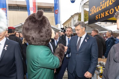 Galerija JUL-2024-otvorenje-1-41.jpg 1