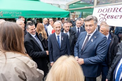 Galerija JUL-2024-otvorenje-1-45.jpg 1