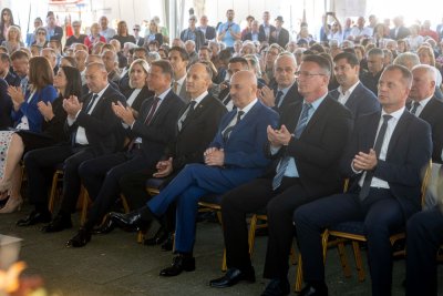 Galerija JUL-otvorenje-18.jpg 1