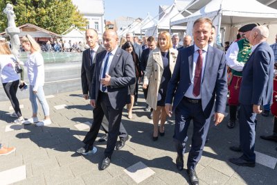 Galerija JUL-otvorenje-50.jpg 1