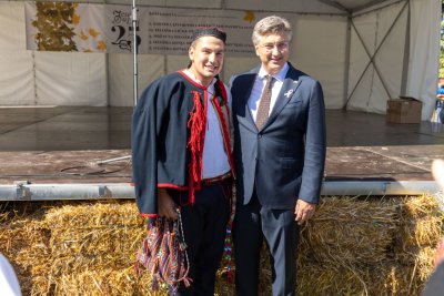 Galerija Plenkovic-stocni-sajam-4.jpg 1