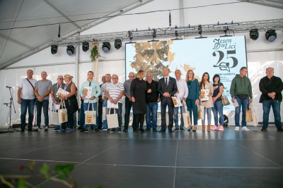Galerija sir-med-rakija-pekmez-4.jpg 1